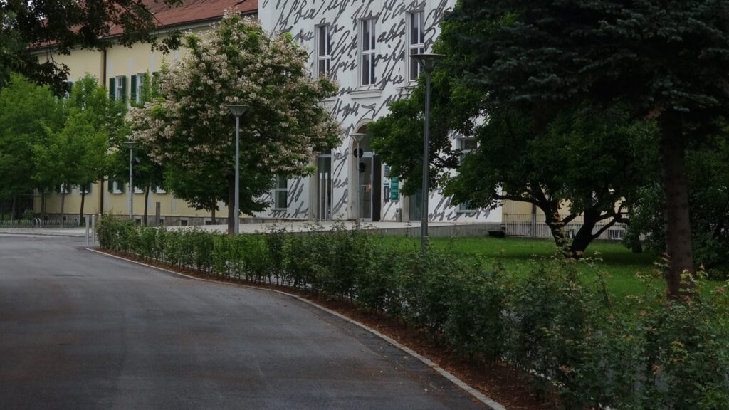 Hauptallee LKH Graz II Süd